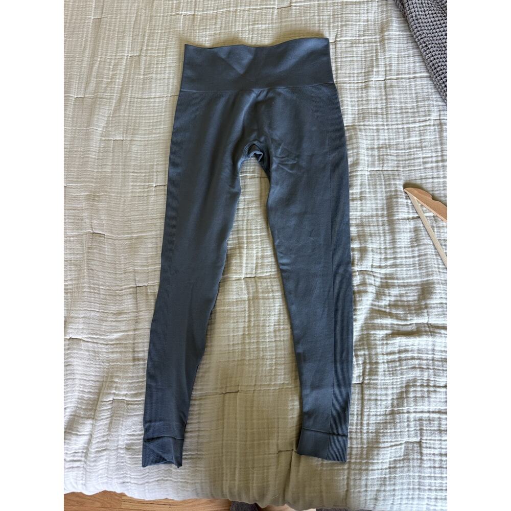 SET Active Sculptflex High Rise Seamless Yoga Gym Gray Blue Leggings Size Medium - Picture 10 of 13